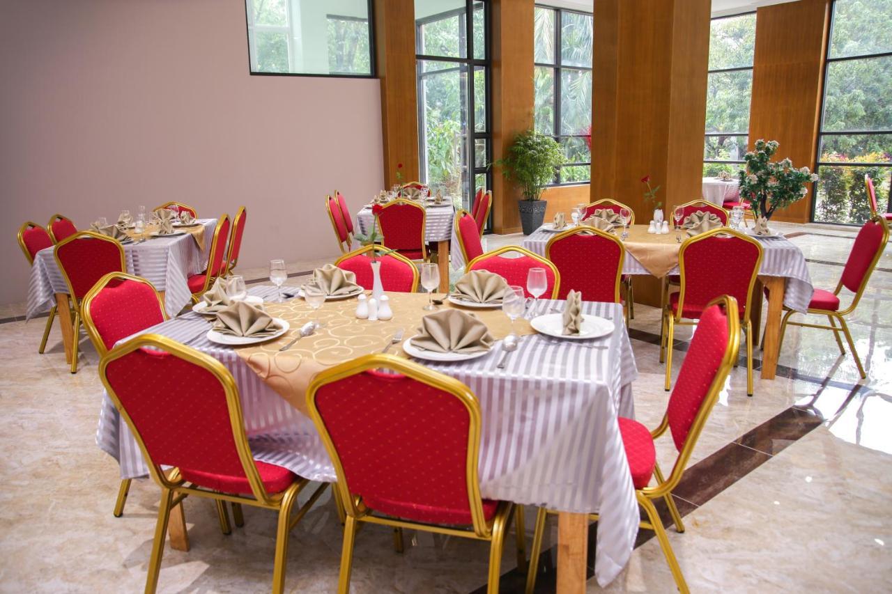 Grand Garden Hotel Yangon Extérieur photo