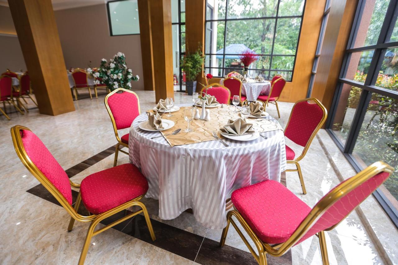 Grand Garden Hotel Yangon Extérieur photo