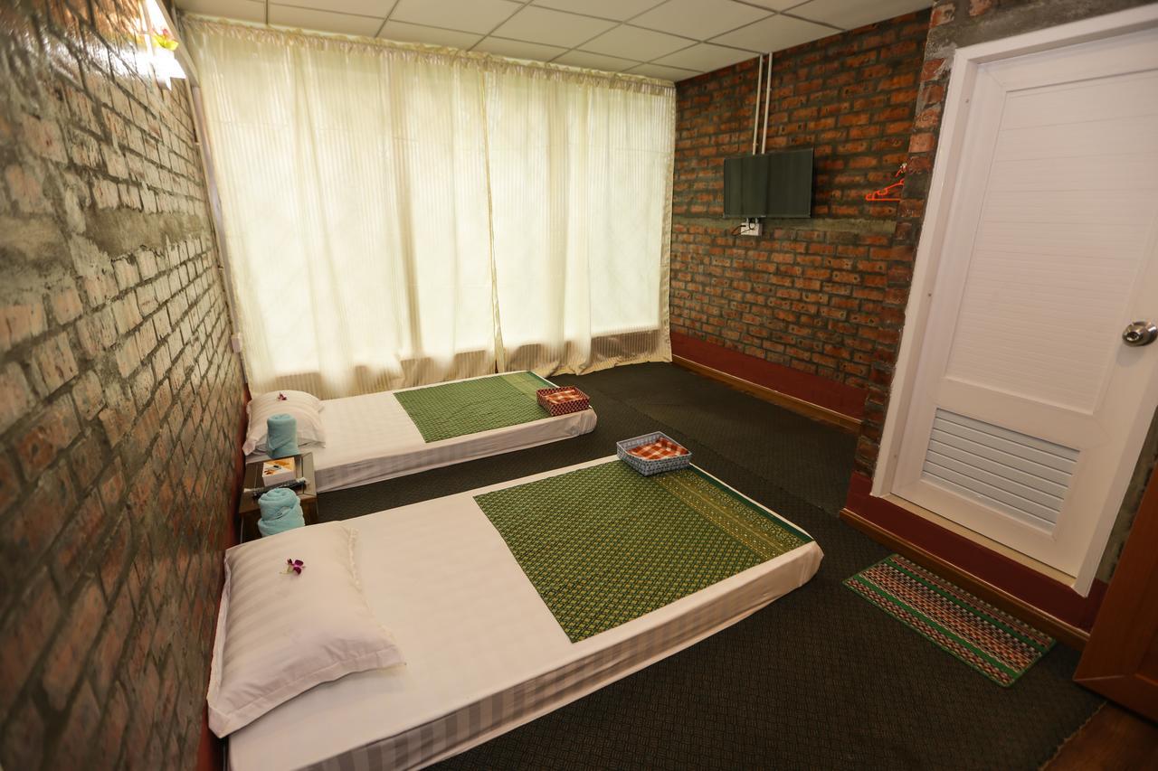 Grand Garden Hotel Yangon Extérieur photo